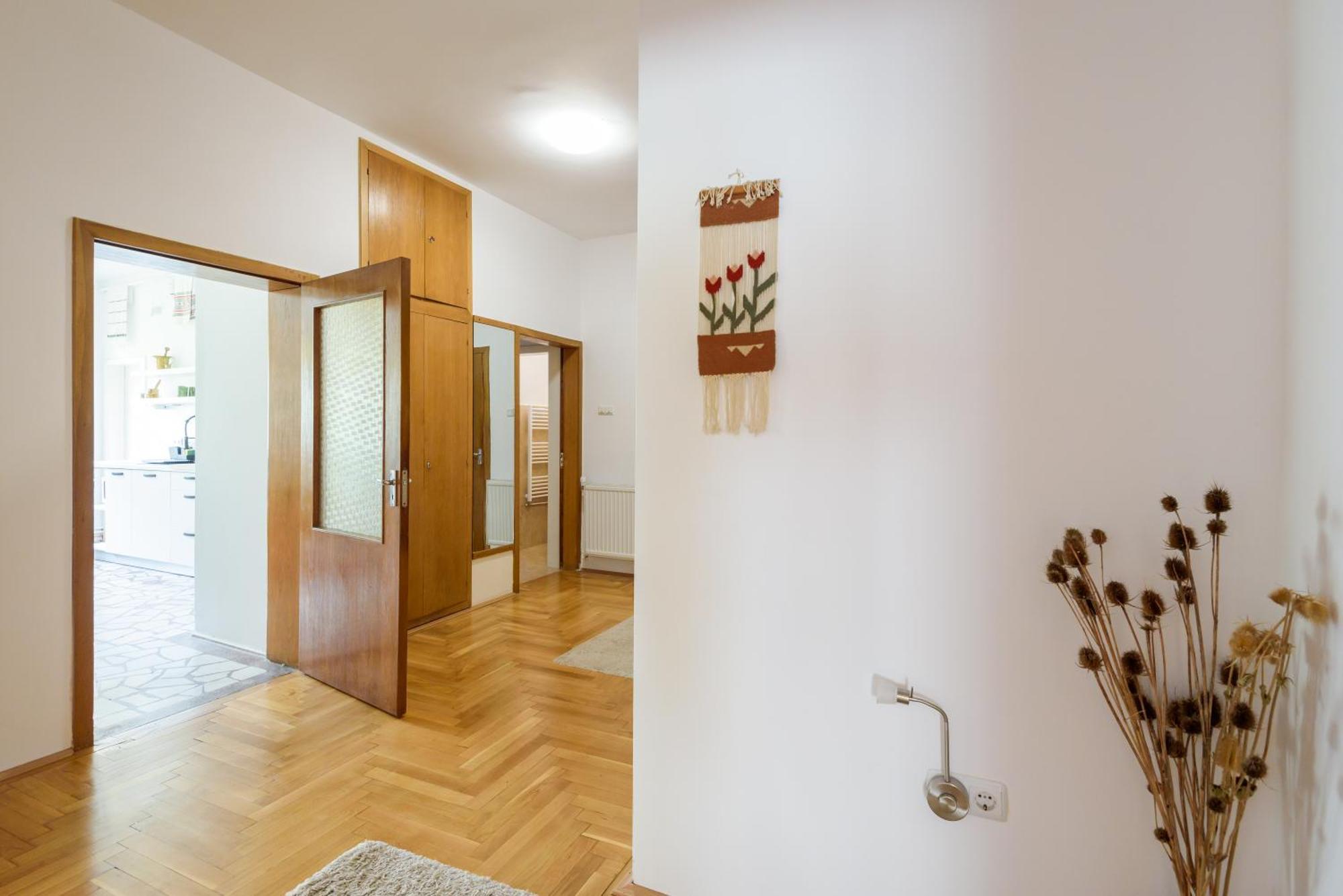 Casa Cu Cires Brasov Apartment Exterior photo